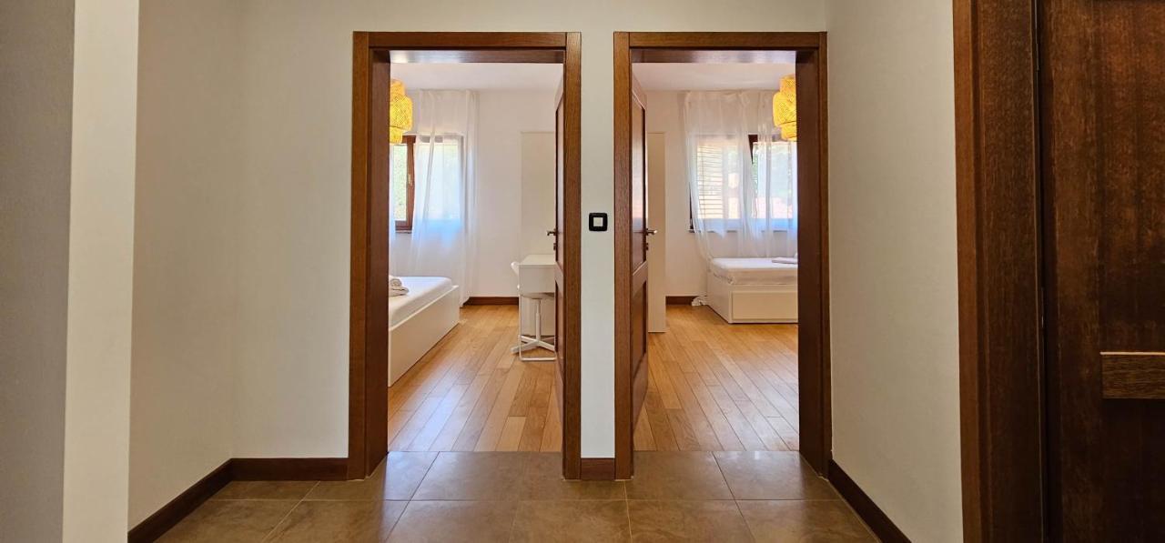 Apartment Bluemare B3 With Shared Pool Liznjan Ngoại thất bức ảnh